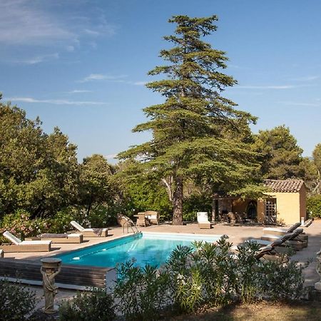 Domaine De La Tourelle Orgon Exterior photo